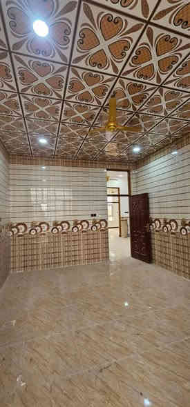 بيت للبيع يقع على طريق الدغاره مقابل مشتل الربيع مساحه ٤٥٠ متر  كافه الخدمات للاستفسار ***********
