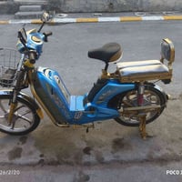 موطور شحن نسر ذهبي نضيف نقص بطاريات فقط كله شغال سعر 200 وبي مجال الات...