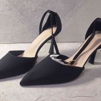 ملابس • قياس ٤٢