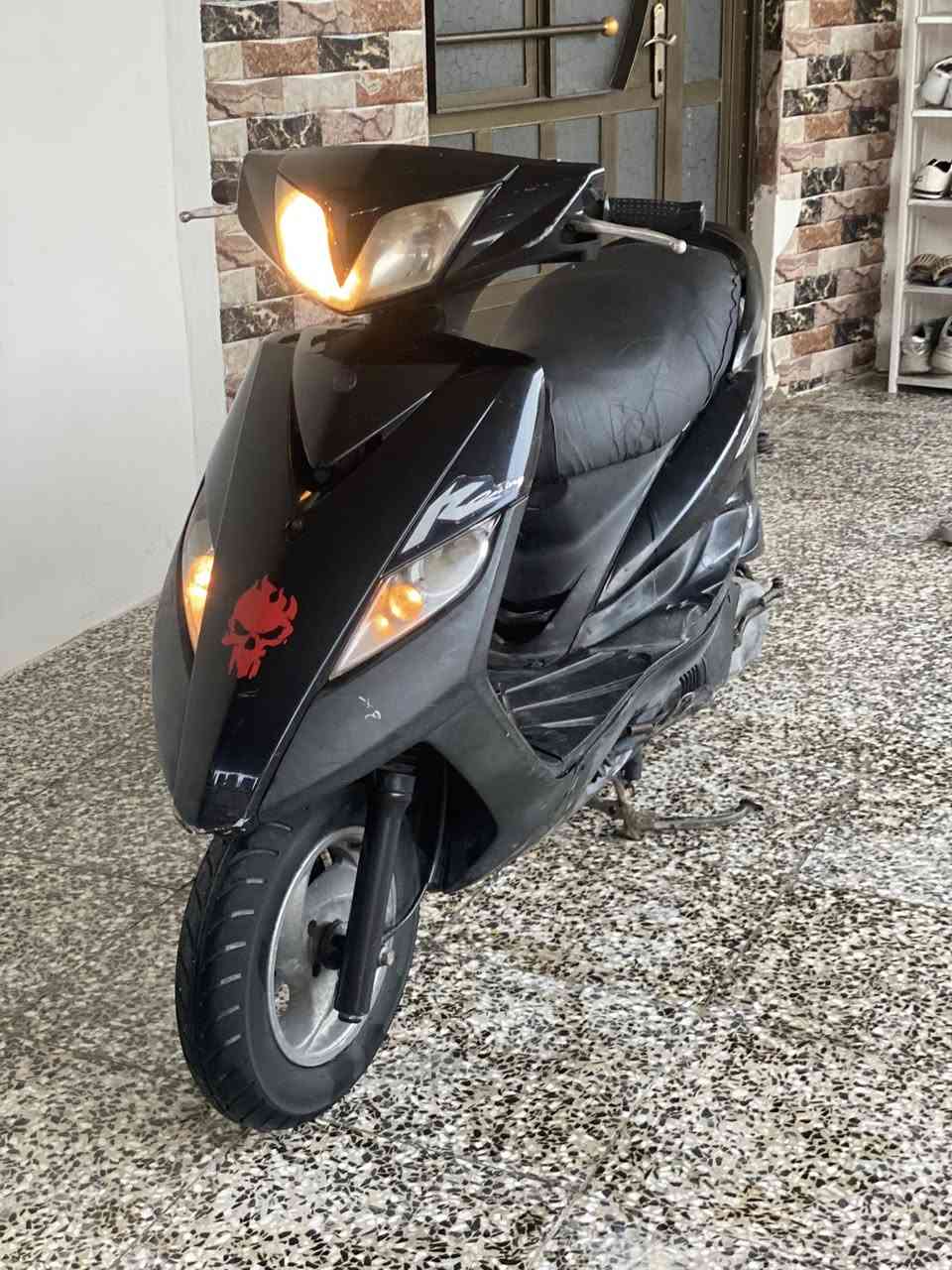 سلام عليكم دراجه ثعلب 🦊 كلش نضيفه وبلاديه ختم واحد شلعه ومعدل كهربائيات عمت شغاله دبل شاره سلف هندر مكينه نعومه فولل كفراتها بلاديه ختم واحد نقصها كلج خلفي شويه تعبان فقط دراجه شوكت منجيها نكره سعرها 475  قفل مكاني بغداد الحريه شارع 30قرب أسوق مريومه. رقم تليفوني ***********اتصل وبخدمتك 👋🏽
