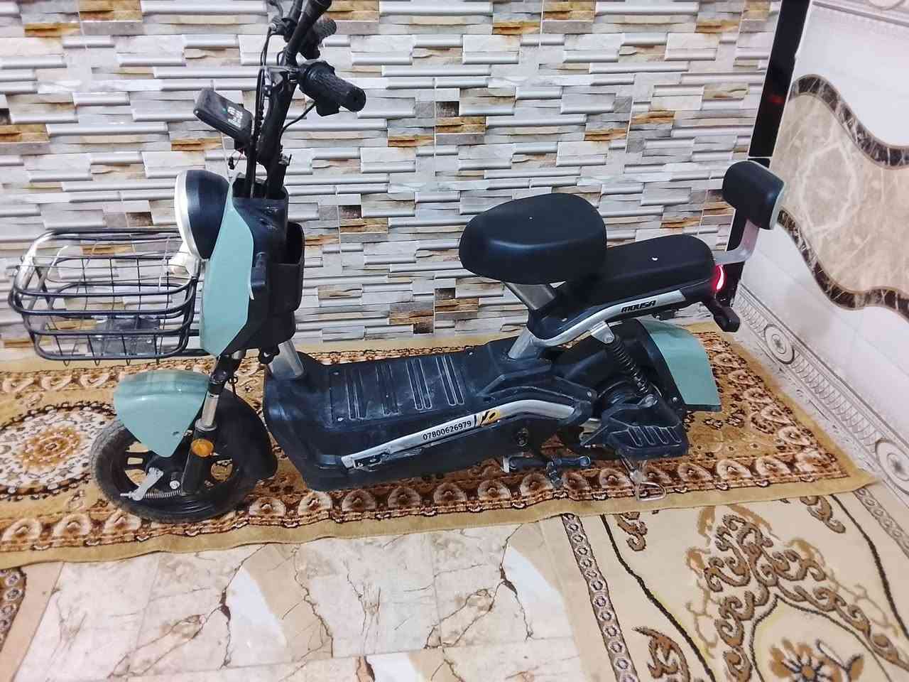 السلام عليكم دراجه شحن للبيع
***********
