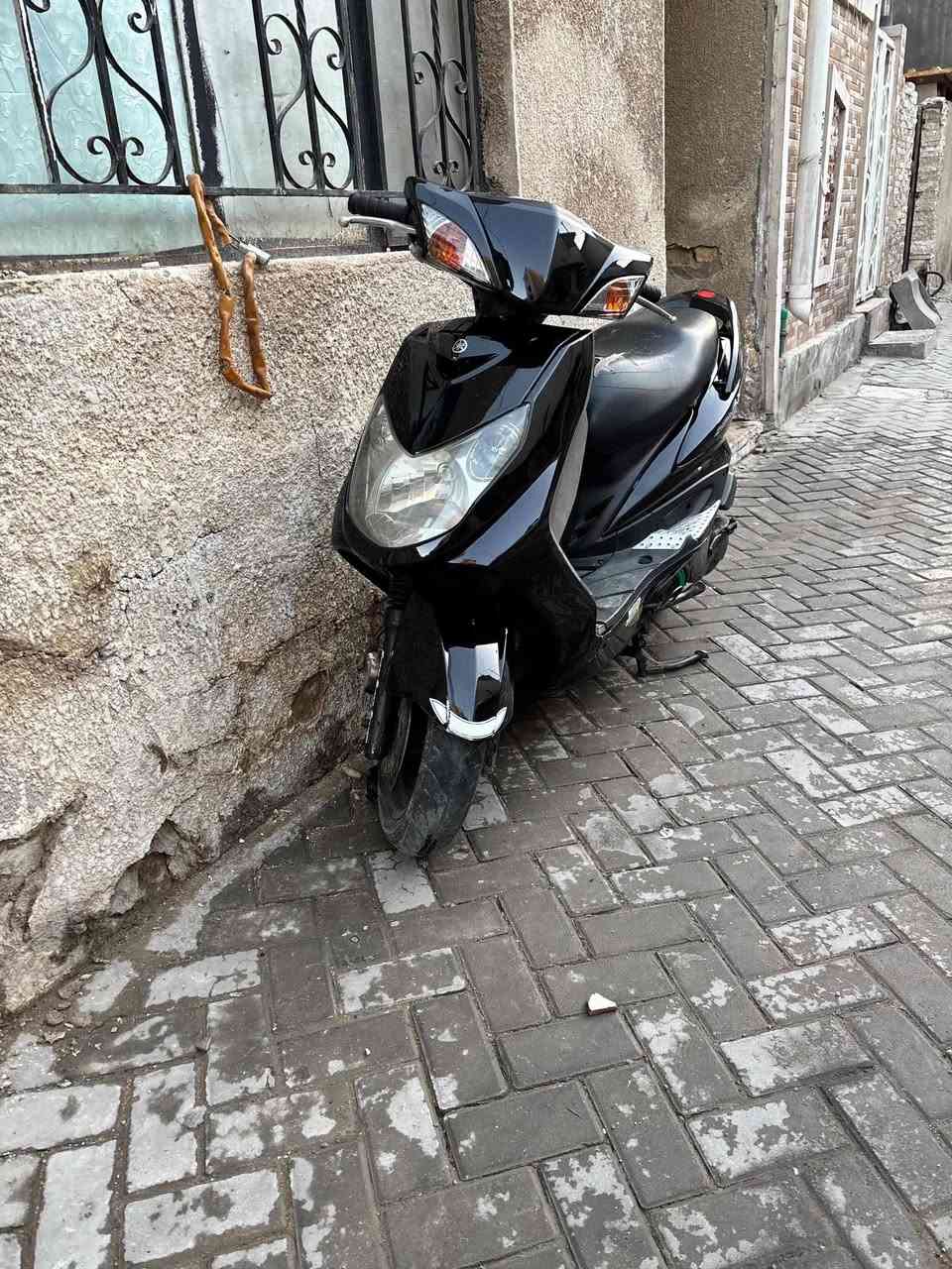 سلام عليكم سكنس فحل كابريتر كلشي بيها بلاد الدراجة كامله مكملة من كهربائيات ومكينه سعر 1100 وبيها مجال متواجد فقط فيس


**إذا كنت صاحب هذا الإعلان وتريد حذفه لأي سبب، رجاءا أرسل رسالة إلى الدعم الفني**