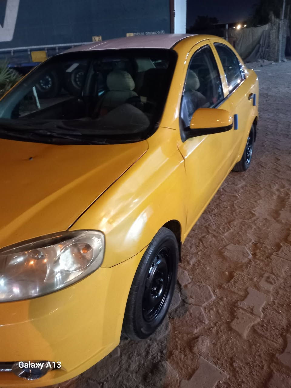 واحد عمارة أفيو مديل 2008 مكفولة مكينة كير تبريد صدر حدادية تخم تاير كهربئياتهة كلهة شخالة سنوية مجددة مصفرة هيئة وغرامات السعر ٣٨ بيهة مجال قليل اتصل وخادم واساب موجود لاضربة ولاتبديل واساب موجود ***********   ?????رقم مميز ٣ارقام
