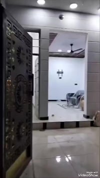 أهلاً وسهلاً بالجميع! أود أن أعرّفكم بنفسي وأن أشارك معكم صورة التقطته...