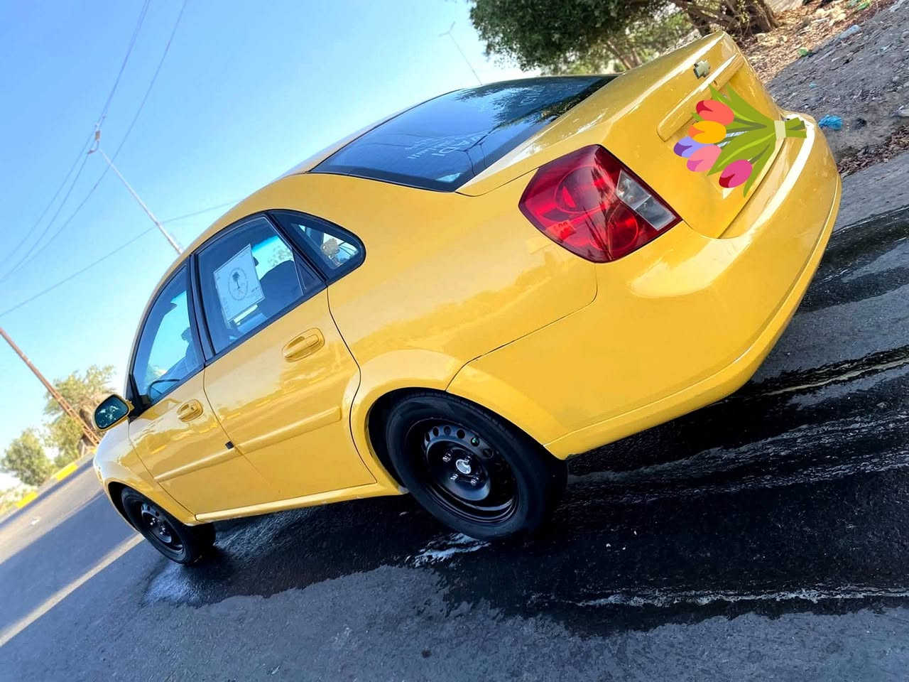 السلام عليكم
اوبترا 2007
السياره نضيفه وحلوه عل بلادي 
كير ومحرك كهربائيات كله شغاله
دواخل نضيفه 
حادثه جاملغ خلفي شرط بدون دواخل
مكفوله من شواصي دواخل 
رقم انكليزي  وب اسمي اريد مداور
***********
