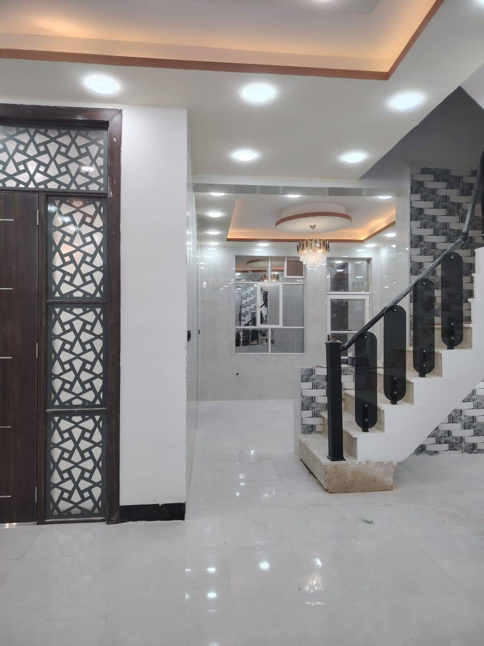 يعلن مكتب  اليرموك  للعقار ⚜️ الدار المســــاحة150متر مربعه
يعلن مكتب  اليرموك  للعقار ⚜️ الدار المســــاحة150متر مربعه
. طابو   زراعي وقرار محكمة 🪐
⚜️ العنــــوان ⚜️  النجف //  
         🔆  الــتـــفـــــاصـيــــل  
الـبـنـاء  درجة اوله البيت مامسكون 
(( طـــابق الاول)) يحــتوي علا غرف، 2 وصاله + ومطبخ مفصول+ وستقبال  وصحيات داخل وخارج. 

🔱الــســعـــر  //57. 🥰

             ملاحظة (((توجد كافت المساحات والقطع  )
⚜️        
((للاستفســار مراجعـة المكتب  #_للعقــار_والمقــاولات
العنــوان مكتب اليرموك  العقار مقابل قرية: الغدير اعمـود 282 #مكتب_اليرموك  العقار_

*********** او الاتصال على الارقام.🟡🟡📞📞📞♾
   🔆📞تطبيق وتساب موجود
او مرسله  😊
