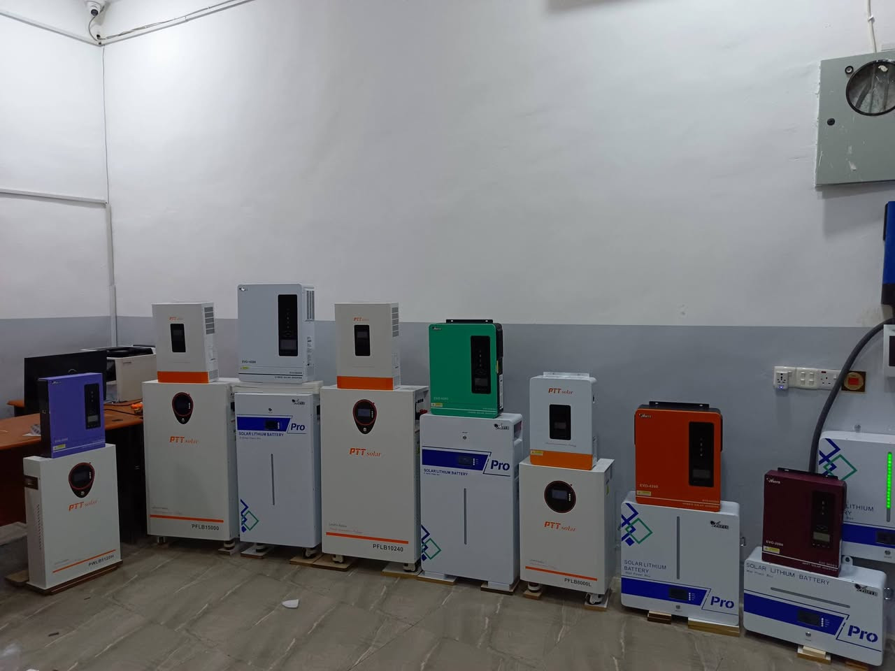 وصول مواد جديده.
من المعامل بصورة مباشرة
نوعيات مختلفة. 
كافة الاحجام.
ضمان حقيقي.
شهادات منشأ وشهادات جوده لضمان عدم غش المواد.
زورونا في مكتب اضواء للطاقة الشمسيه 

العنوان: السوق الجديد- قرب مطعم قصة - الشرقاط - صلاح الدين

يمكنكم التواصل معنا على الارقام التالية:
*********** / ***********
واتساب وتلكرام: ***********
انستكرام: adwaa_comp
#أضواء_للطاقة_الشمسية_الشرقاط_صلاح_الدين
