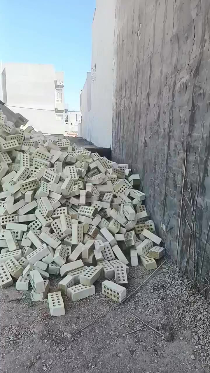 المعمل الرئيسي لطابوق شركه الحاج ابو سعيد شركة القيروان 
***********
***********
