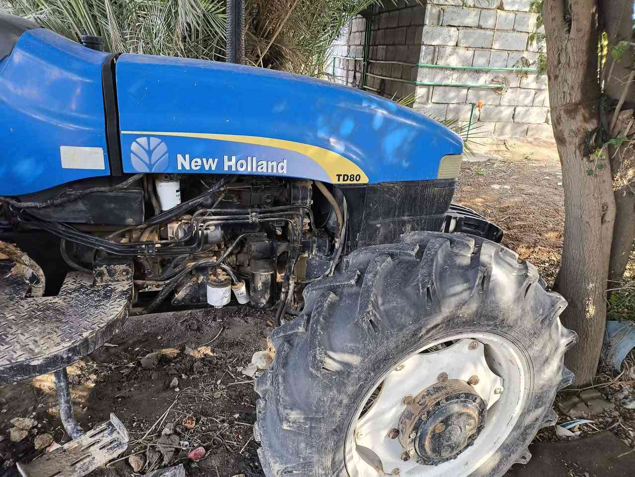 السلام عليكم للبيع مكينه نيوهولند 11 رقم ديالى وكالة مكفولة كافالة عامة من التاير  لتاير ما عدى الرنگات فقط والباقي شركة السعر خاص للاستفسار الاتصال ***********
