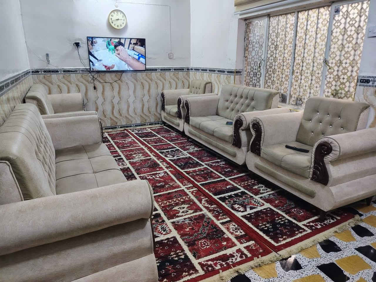 تخم عشر مقاعد للبيع نضيف جدا اي ضرر مابي


**إذا كنت صاحب هذا الإعلان وتريد حذفه لأي سبب، رجاءا أرسل رسالة إلى الدعم الفني**