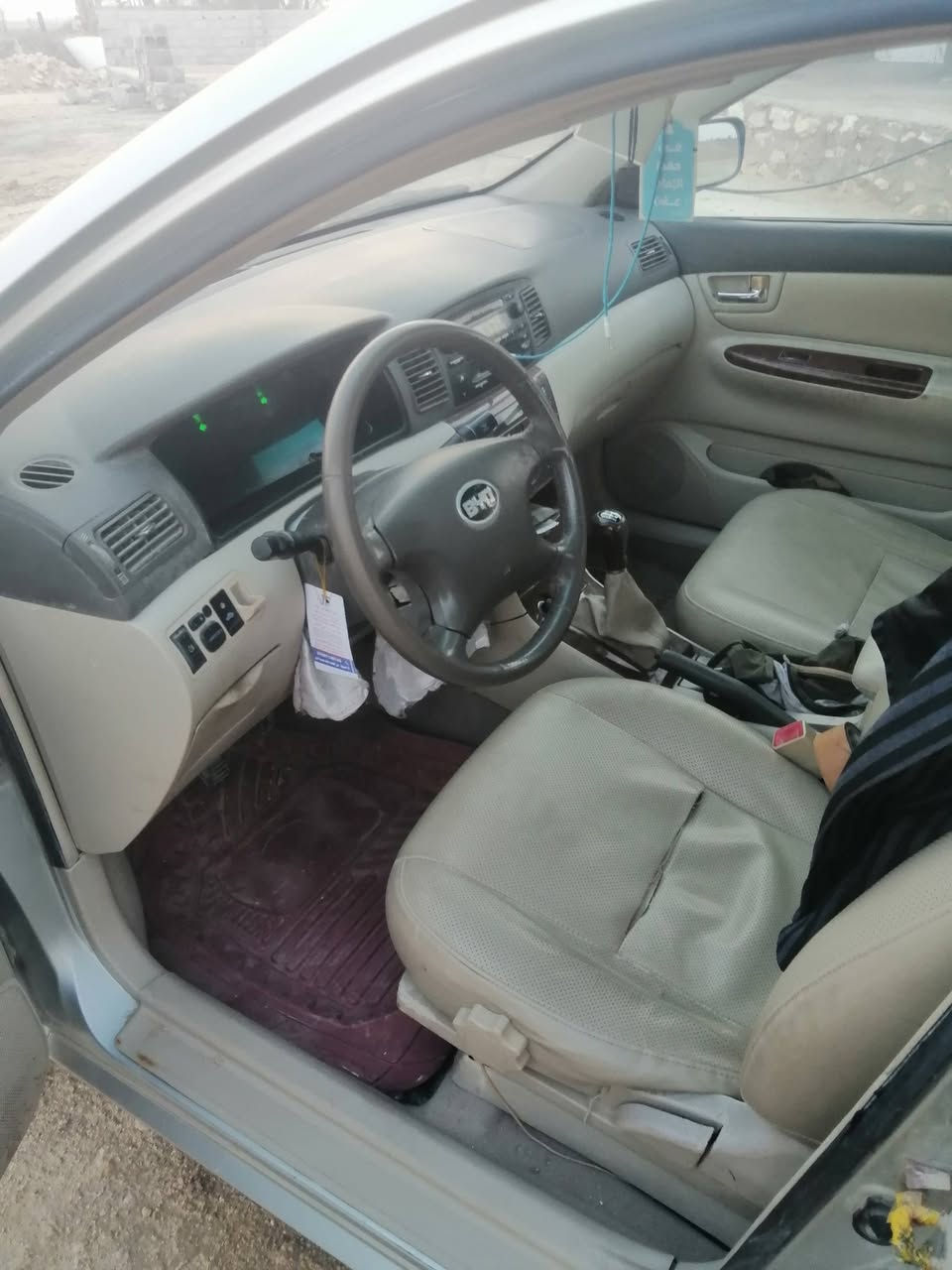 سلام عليكم. للبيع مكفوله خير من الله موديل ١٢ مثنى بسمي  ٥٠وبيه مجال 
***********
