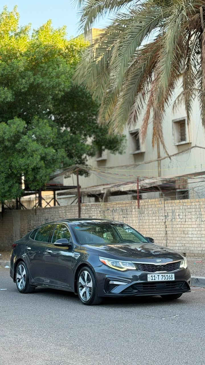 السلام عليكم 
كيا اوبتما 2019  S رقم بغداد الجديد باسمي
فول مواصفات للاخير 
حادثه بنيد فقط بدون دواخل 
لغد وشاصي كفاله 
مير ومحرك كفاله لا فتح ولا تبديل 
ماشيه 60 الف مايل 
محرك 2400 المرغوب 
بنوراما
بصمة ابواب وتشغيل 
درايف مود
فول تحكم استيرن
شاشه كار بلي
كامرا خلفيه وحساس 
رادار 360 درجه 
توقف ذاتي 
تحديد مسار 
قياده اليه 
كشنات جلد ومخمل 
كشن كهرباء
لد نهار 
بك لايت لد
اشاير مري
ويل كب 18 وتخم تاير جديد 
السياره جاهزه كير ومحرك وحداديه وتبريد
جديده بمعنى الكلمه واحله من الصور 
السعر 140 وبيه مجال 
عنواني بغداد 
متواجد واتساب ***********
