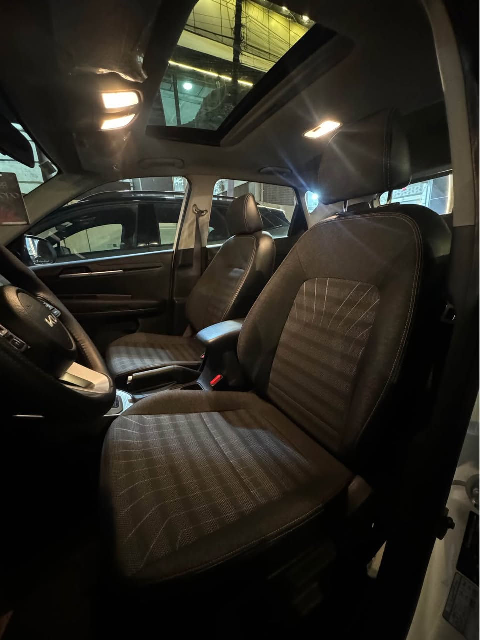 كيا سونت 2022
سلايت 
شاشه كامره 
حساس امامي خلفي 
تبريد خلفي 
تشغيل عن بعد 
تشغيل بصمه 
يدات نيكل 
السعر 128 ورقه 
*********** 
*********** بغداد, العراق
