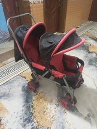 عربانة طفل • توأم • قوية