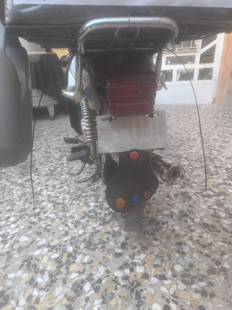 سلام عليكم دراجه للبيع مديل 23جديده وراق كامله دراجه للبيع كفاله عامه  لبكان بياع بغداد رقم***********
