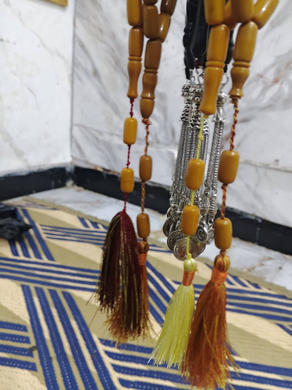 السلام عليكم 
شلعه 9 قطع يسر وسندلس شلعه 65 الف والله اقل شي يبيعون الوحده 10 الف متوفر خاص


**إذا كنت صاحب هذا الإعلان وتريد حذفه لأي سبب، رجاءا أرسل رسالة إلى الدعم الفني**