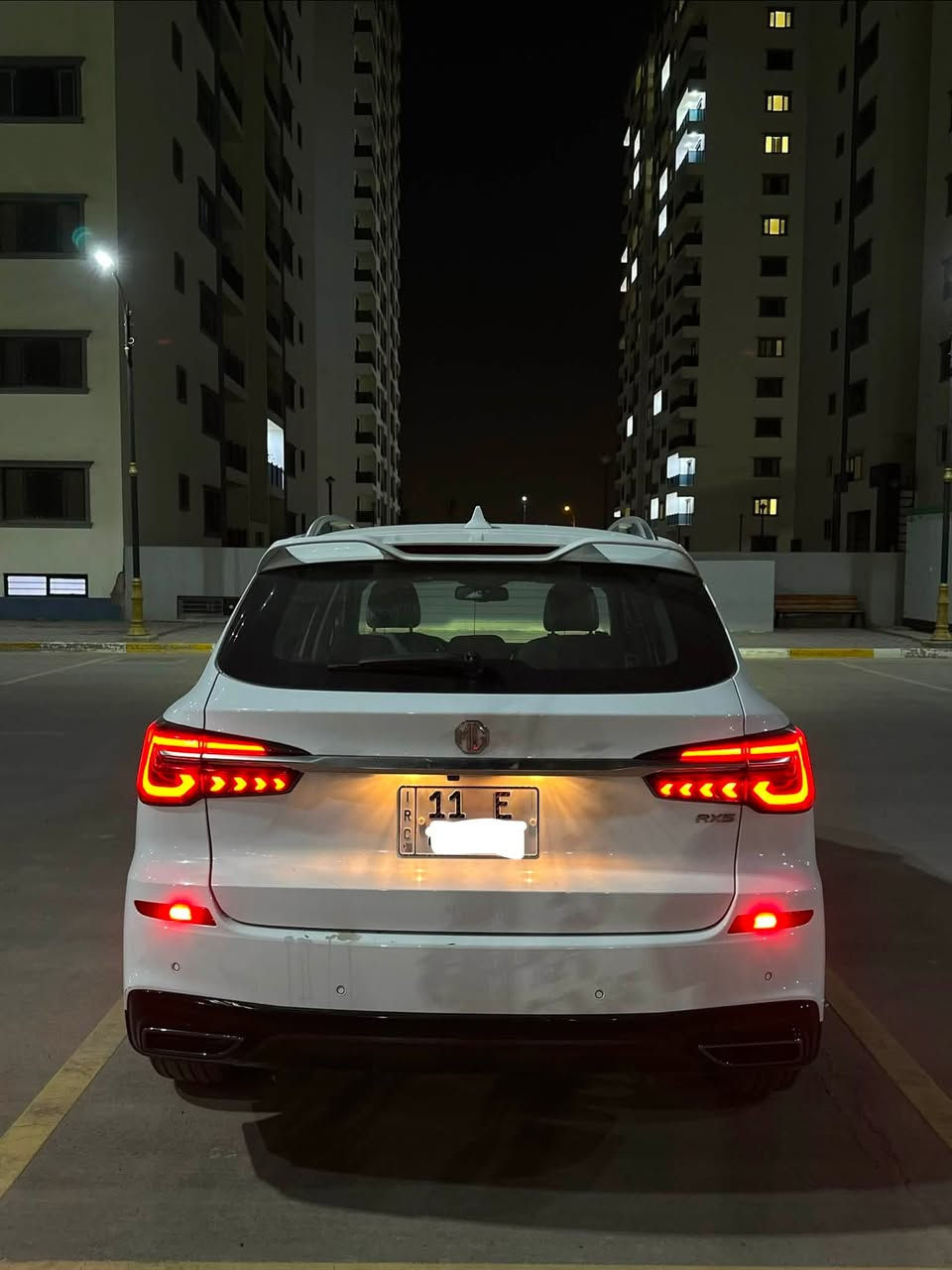 MG Rx5 2023 الشكل الجديد 
استلام شركه داخل الضمان مده 6 سنوات او 200 الف 
السياره كفاله عامه بدون ولا شخط ولا بارد  
فوووول مواصفات 5 كامرات بانوراما كراسي جلد وكهرباء وجنطه كهرباء دشبول ديجتال بصمه 
ماشيه 46 الف تخم تاير جديد جميع سيرفز با شركه 
مكاني المنصور باسمي مباشر رقم بغداد 
(( سعر 138 ورقه بيع سريع لظروف  ))
***********
