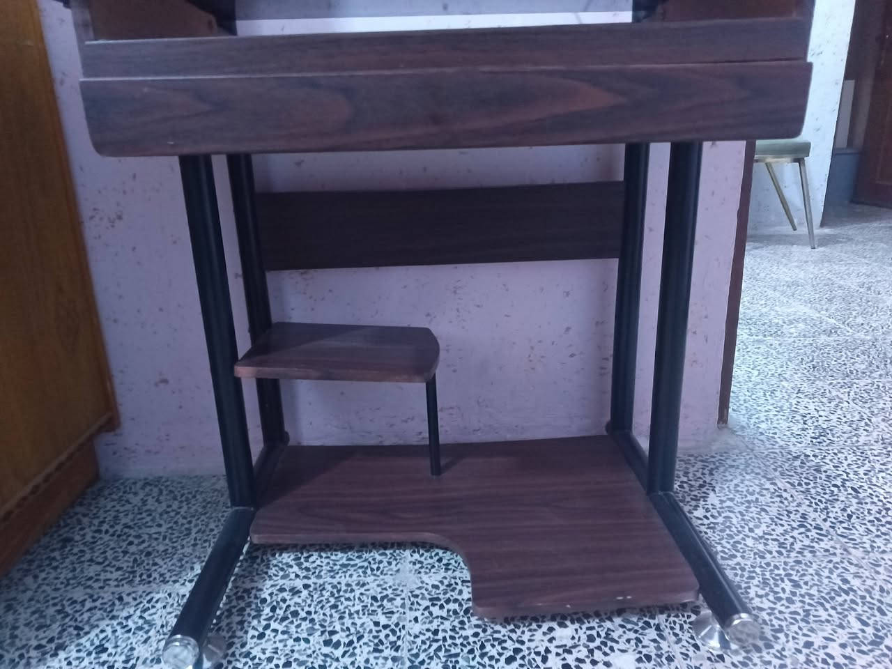 ميز حاسبة ويرهم للبلي ما بيه اي شي السعر 100الف وبي مجال
الموقع بغداد الدورة ما عندي توصيل


**إذا كنت صاحب هذا الإعلان وتريد حذفه لأي سبب، رجاءا أرسل رسالة إلى الدعم الفني**