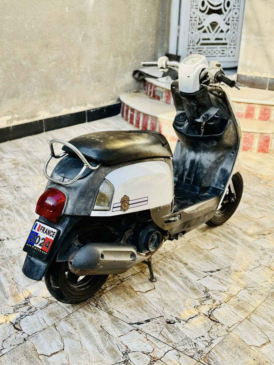 السلام عليكم دراجه للبيع كلشي شغال شرط الفحص دراجه برغي مامفتوح بيه شرط تفحص وتاخذ كلشي شغال بيه كهربائيات هندر سلف كلشي كلشي السعر ٨٠٠ وبيه مجال 
رقم *********** عنوان ناصريه مركز
