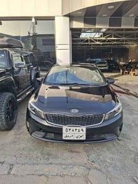 كيا فورتي موديل 2017 وارد امريكي حادثها جاملغ وبنيد بدون دواخل  مواصفا...