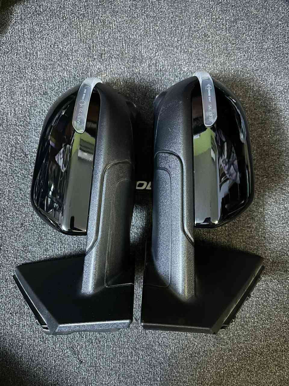 توفر لدينا مرايات ترافرس + اكاديا من 2024 الى 2026 كل الفئاة الفول والعادي كافه الاوان
لتواصل 
***********
***********
