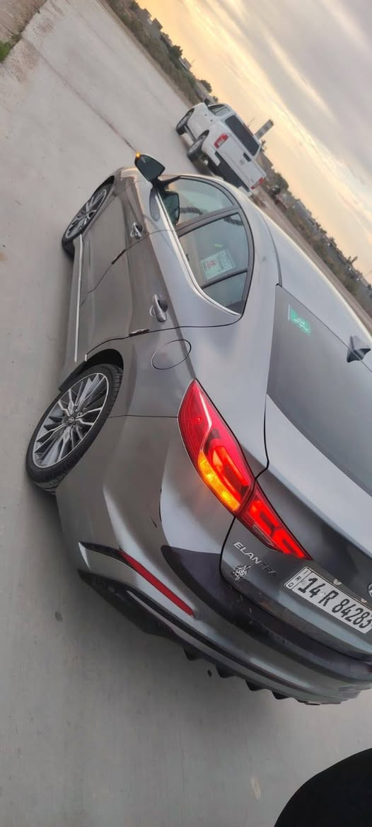 سلام عليكم اخوان
هونداي النترا موديل 2017 #سبورت #رياضيه
#وارد امريكي
سياره داخله كلين بدون حادث
كله ليبل واحد ماعده البنيد مبدل هنا بلعراق وجاملغ صبغ 
وبيه بارد قليل كلش
رقم بصره دولي
#بسمي سنويه ل2031 تحويل ثاني يوم 
مواصفات السيارة
# محرك 1600 تيربو
# كير عادي  7 نمر
#ويل 18 رياضي
#كشنات جلد وحضن رياضي
مختوم  بعلامه ال sport
#تحكمات استيرن جهتين
#اشاير بلمري بك لايت لد
#لايت زنون اوتو بلاد
#بصمه تشغيل وبصمه أبواب
#شاشه وكامره دواره
#تدفئه كشنات الأمامي
#كزوز رياضي
#دركه استيرن حرف D رياضي
#كيجات رياضي
#داخل اسود مطعم كاربون
#سياره جديده ماشيه 69mil
# تبريد ثلج ❄️ تدفئه حداديه جديده
#السعر 113 وبيه مجال
#مكاني ناصريه ***********
