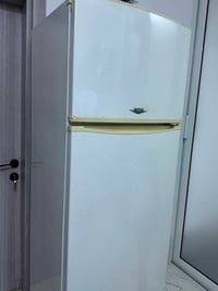 ثلاجة • براد