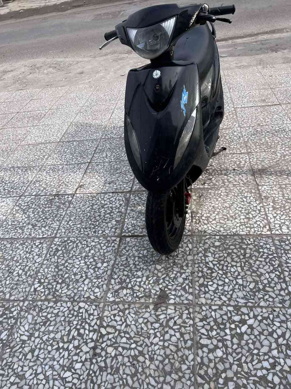 سلام عليكم دراجه ماكس عدله مامفتوحه بس ترتيب كفرات مكاني بغداد الدوره شارع ٦٠ .... السعر 700....الف بيها مجال...  *********** ......
