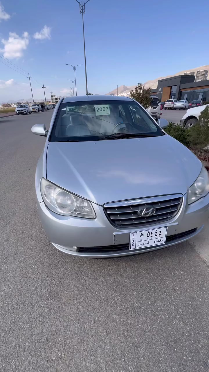 ‎بــــــــۆفـــــــــرۆشـــــتن 📢.
‎بڕاوەی دووبـەی 👑.

‎لــــۆۆۆۆۆۆۆۆک وەک شەریکە ماوەتۆ 📦📦.

‎سەیـەرەکە ماڵی دۆستە یەک دینار مەسرەفی تیا نەماوە سەقفـی شوشە نەبێ نەتەوێ

‎گێـڕ و مەکینەی وەشەرت  

‎لەڕاستی جوانترە نەک بڵێی بەس ڕەسمە

‎تـایەو ویـلی لۆکککک🛞🛞. 

‎ناو دەرەوەی لۆکە ماشاللە   

‎زەمانی هەموو شتێکی ئەکەم👍🏻👌🏻.

‎مەکینەو گێڕی وەشەرتە تەبریدی سارد و گەرم جایزە

‎سەیارەکە مۆدێلی (2007)یە 

‎سەیارەی مەعرەز نیە ماڵی دۆستە

‎بەدوای عەیبا مەگەڕێ ڕۆن و پاتری تایەو ویلی هەردوو جامی هەڵگیراوە هەمموی جایزە  

‎یەک تەقەو ڕەقەی تیا نیە برێکی مەسبووتە تیایە

‎لەپيره مه كرون

‎ئەوە ڕەقەمەکەمە یان ئەدم بۆ بنێرە لە خزمەتام موشتەری نیت سەری خۆت و منیش مەهێشێنە

*********** واتس ئاپي له سه ره
ئادمين كول❤️
