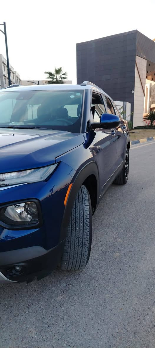 شوفرليت تريل بلايزر 
الموديل 2023
اللون حبري محرك 1300تيربو 3سلندر
ماشيه 50الف ميل
مرقم بغداد جديد
صور السونر مرفقه 
بصمه وشاشه وتشغيل عن بعد كار بلي كامره السعر 134$ورقه 
للاستفسار/*********** بغداد, العراق
