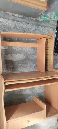 ميز حاسبة • ميز مكتبي