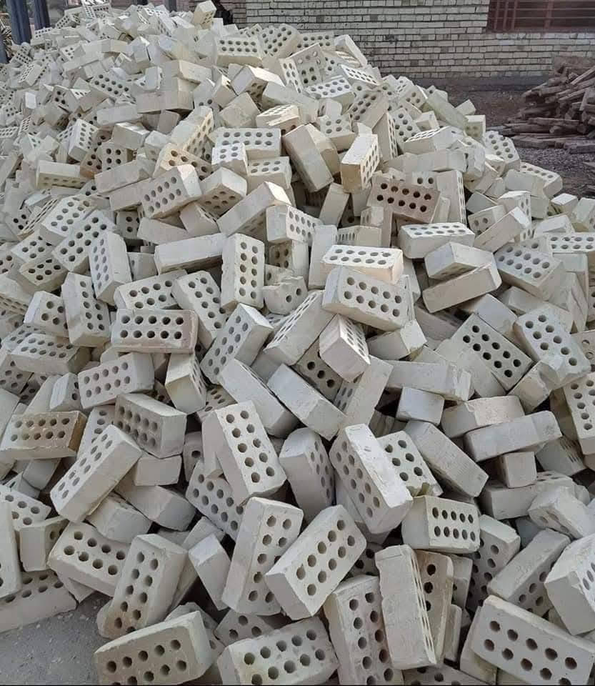 سلام عليكم تجهيز طابوق نهروان درجه اولى شرط المكلاب عدد ونوعيه سعر ٧٠٠٠طابوگه (بمليون و٧٥) مع زياده ب لعدد ٣٠٠ طابوكه توصيل #لنجف_وبابل خابرني وبيك خير ودلل بي واتساب ***********
