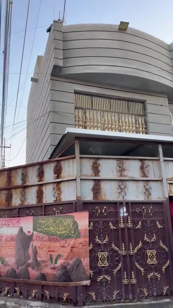 بيت في منطقه ام الكبر الغزلان طابو صرف مساحه 100 متر مربع وجهه 10 ونزل 10 خلف مرطبات الباند ركن
تفاصيل مذكوره في الفديو الشراي ينتصل ***********
