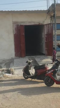 محل للايجار • الحولي نهاية سوق • ٢١٠م