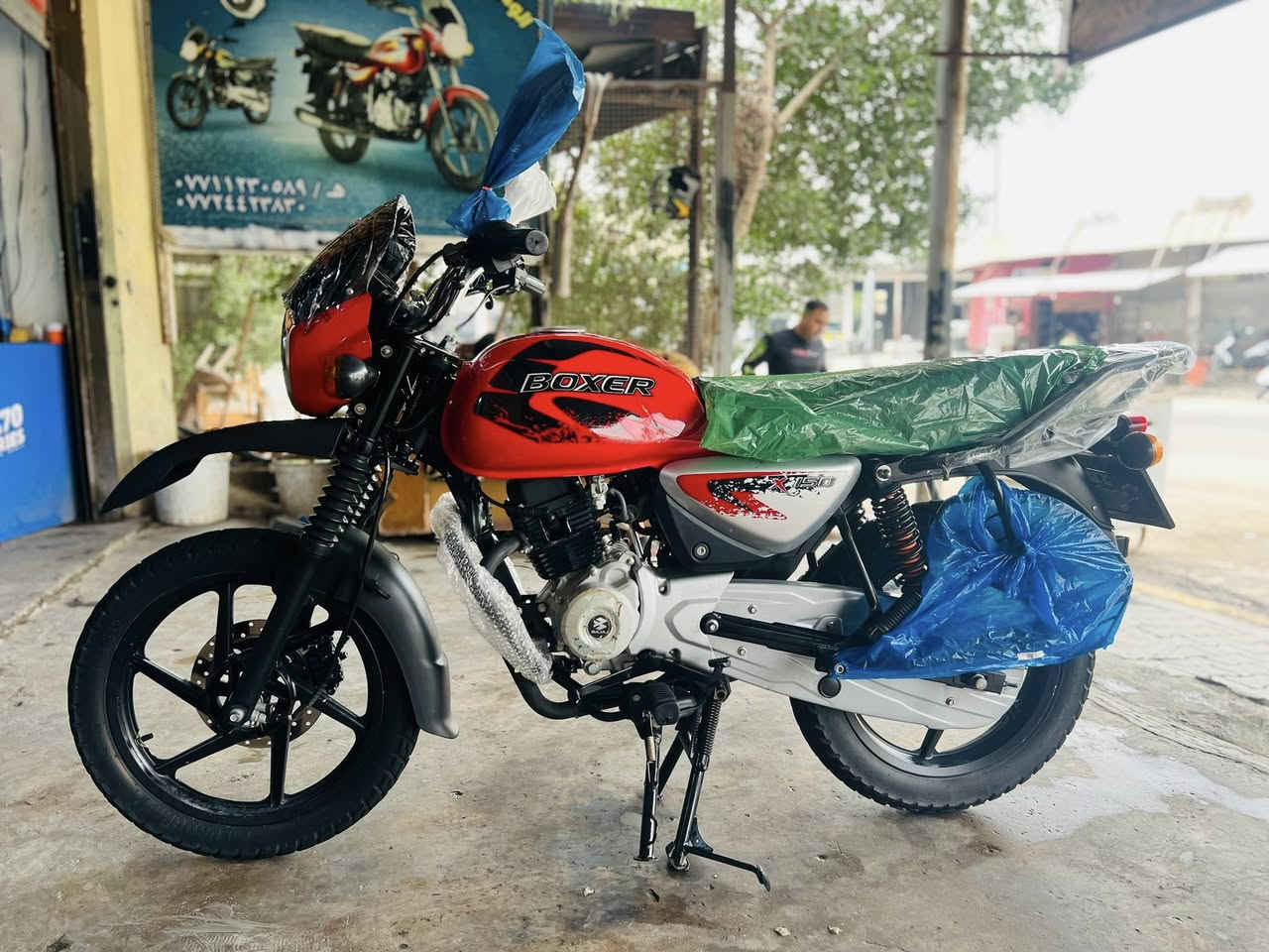 يا الله دراجة اخت الزيرو مابيه اي نقص
تجي وشوفه بعينك بعد احلى من الصور موديل 2023  رقم ديالى تحولي نفس اليوم مكاني ديالى بعقوبه رقم الهاتف *********** متواجد واتساب
