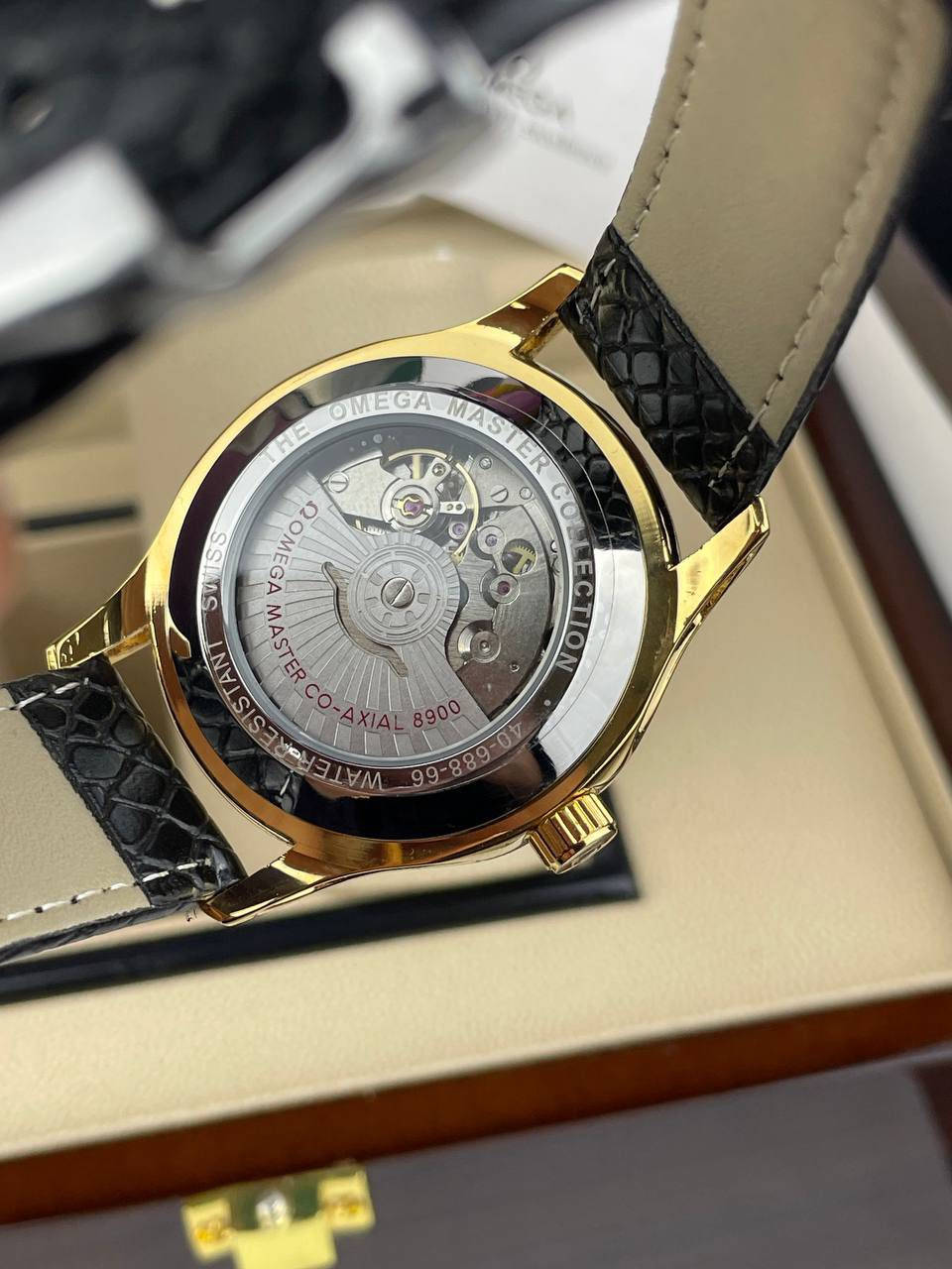 اوميكا ماستر
اوتوماتيك مكينه مكشوفه
سل ستيل مقاومه للماء
جلد اصلي
قفل فراشه مختم
مطلي لون ذهبي ثابت
مع كامل الملحقات العلبه ولكتلوكات وكرت الضمان
(((مزاد من 50 الف))))


**إذا كنت صاحب هذا الإعلان وتريد حذفه لأي سبب، رجاءا أرسل رسالة إلى الدعم الفني**