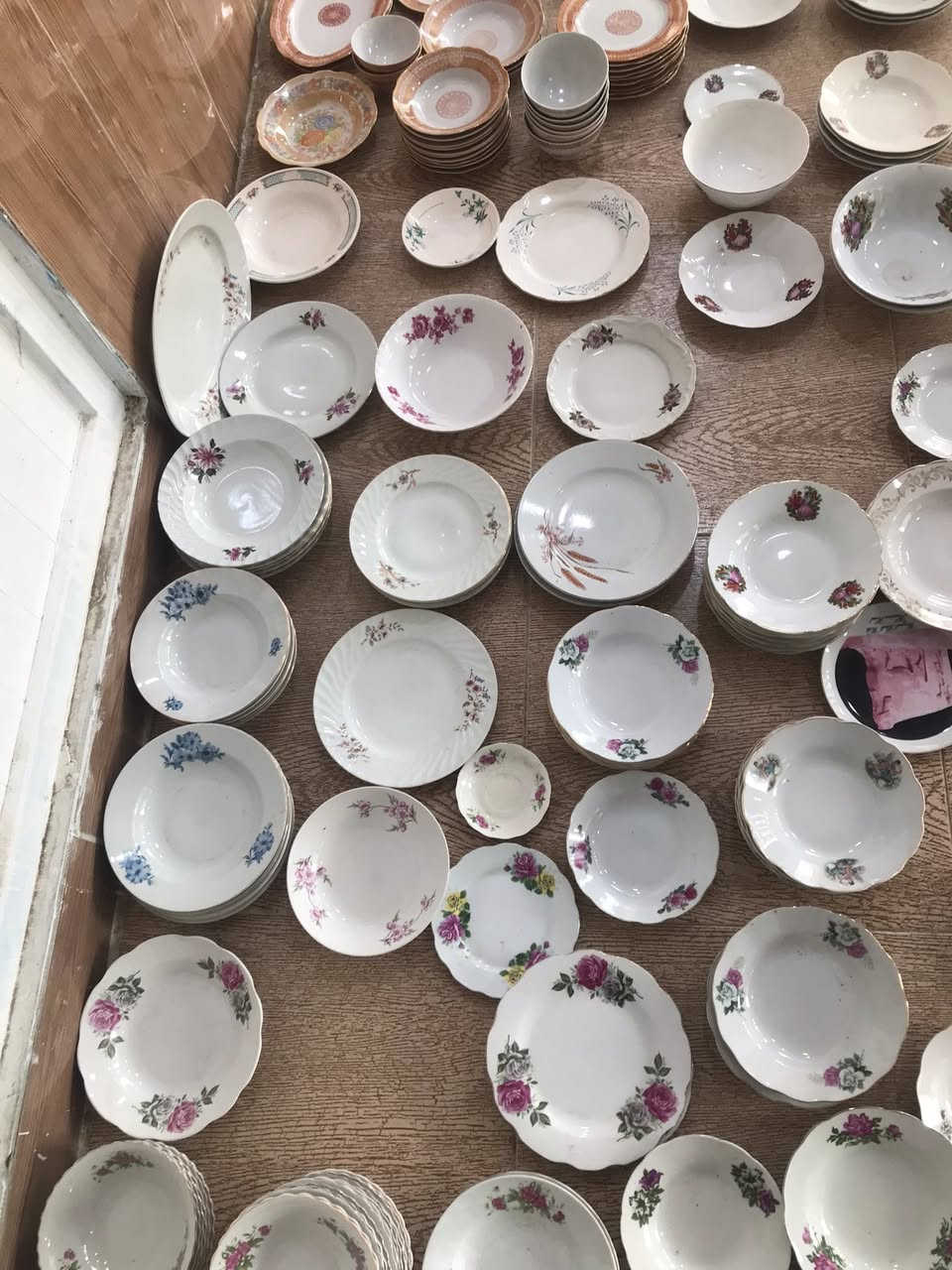 مجموعه من فرفوري مميزه    اكو توصيل ل كل  محافظات   فتخم فرنسي   جوزي  أصلي وبه ختم


**إذا كنت صاحب هذا الإعلان وتريد حذفه لأي سبب، رجاءا أرسل رسالة إلى الدعم الفني**