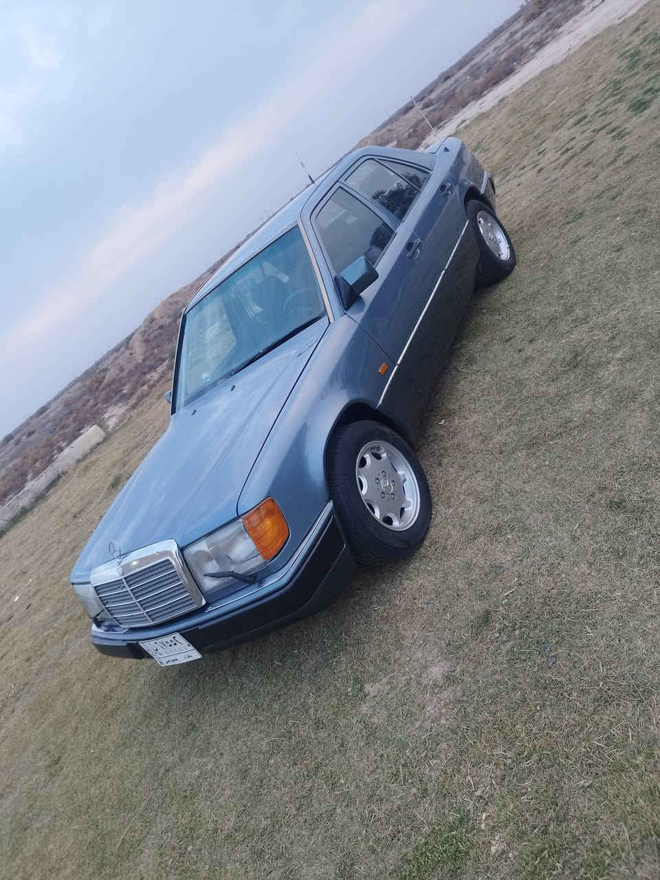 مارسيدس دب للبيع موديل 91 رقم بغداد مشروع وطني سنويه لل27 مكينه 2500 قواعد دبل ابلاد حداديه وتخم تاير جديد كهربائيات شغاله تبريد شغال سياره نضيفه وجاهزه السعر 55 مكاني الناصريه الغراف 
*********** واتساب 
***********
