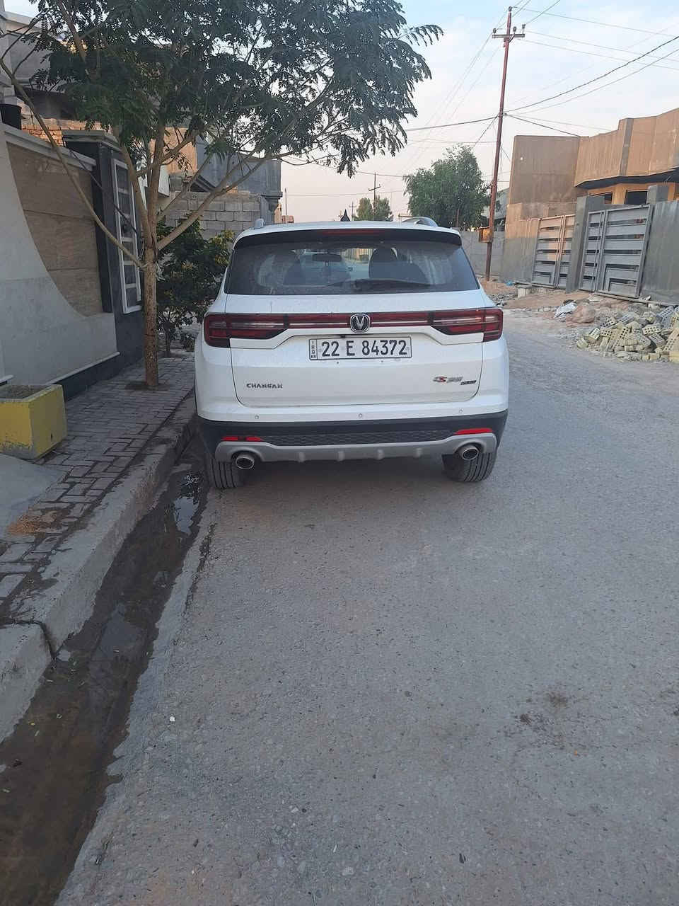 السلام عليكم  
للبيع سيارة شانجان S35 بلس – فول مواصفات

🚘 السيارة بحالة ممتازة
📍 الممشى: 45,000 كم فقط
🛡️ ما زالت ضمن ضمان الشركة
📄 رقم أربيل وباسمي مباشرة
✅ فول مواصفات

للاستفسار والمعاينة يرجى الاتصال على:

📞 ***********

السعر: يُذكر عند الاتصال.
