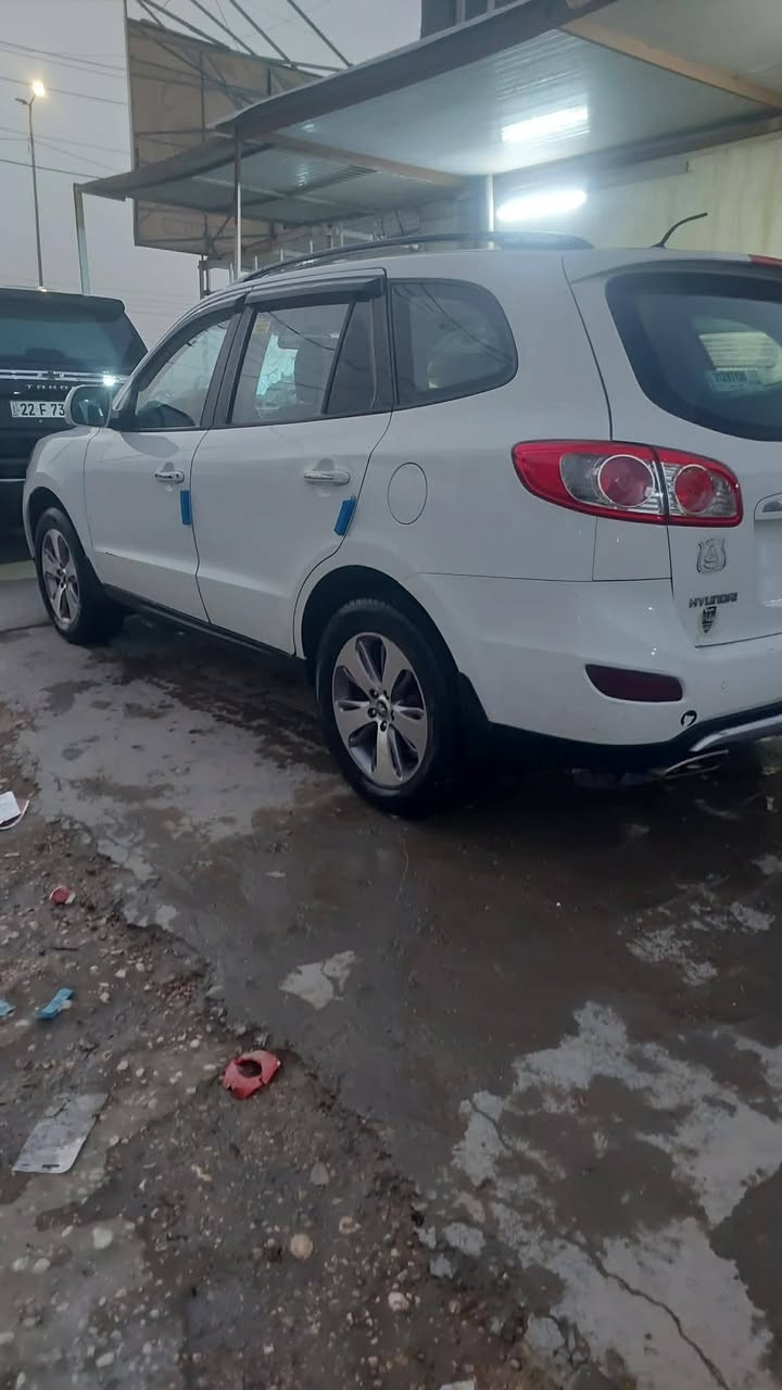 للبيع سنتافيه 2012 خليجي فول مواصفات واحد ع واحد محرك 6 سلندر 7 راكب 3 قطع تبريد رقم بغداد تحويل ثاني يوم صدر امامي خلفي كله جديد ادامه كامله ويل كب السونار مرفق بالصور السعر 150 وبيهه مجال مكاني بابل سكندريه غير متواجد ع فيس ***********
