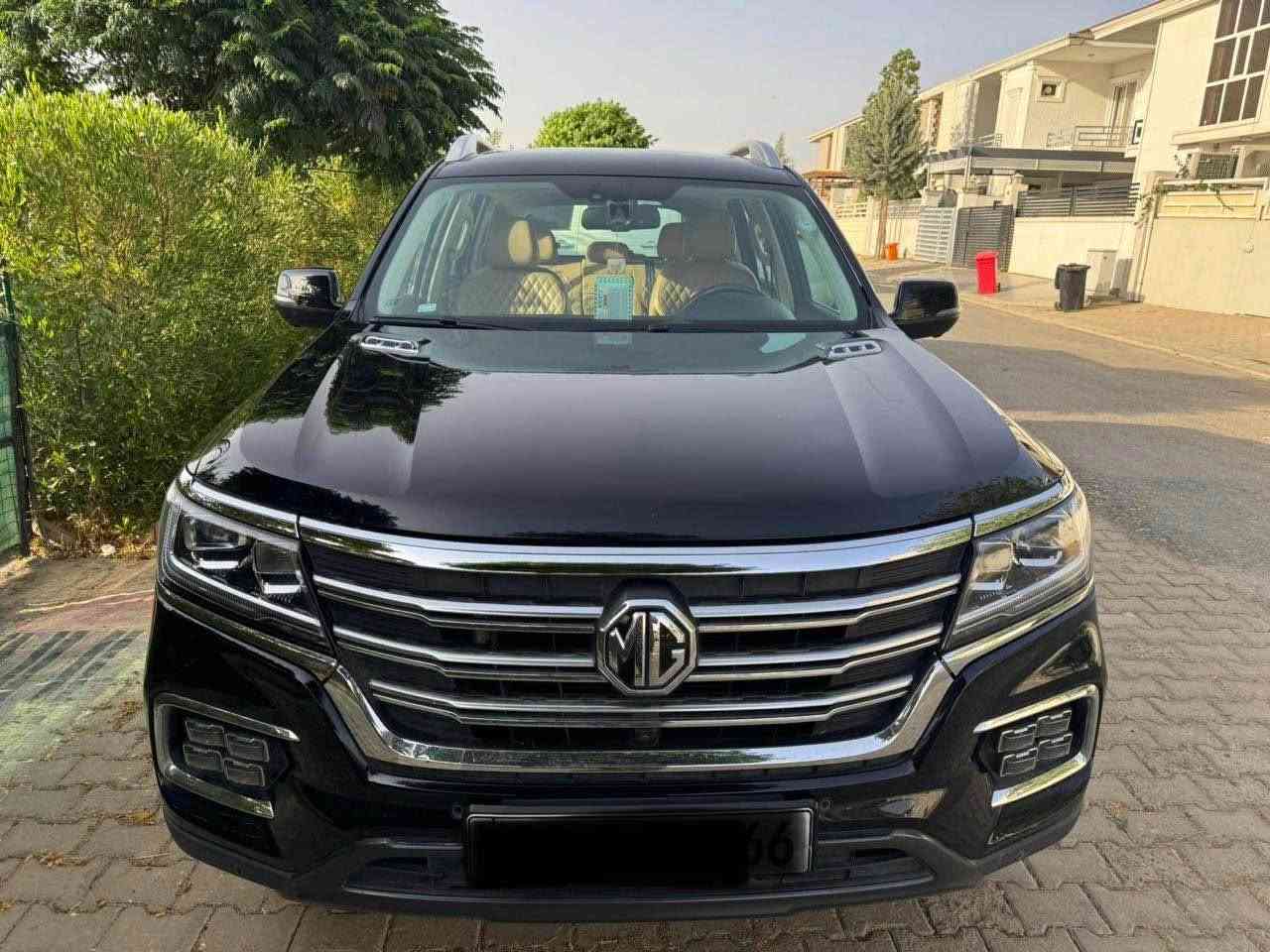 سيارة mg. XR8  اسود  موديل 2022 نظيف جدا ماشيه 80 الف مابيه اي ضرب او صبغ كله بشرط  للجادين فقط 
سعر 180 وبيه مجال ، اربيل زين ستي 
رقم الهاتف *********** أربيل, العراق
