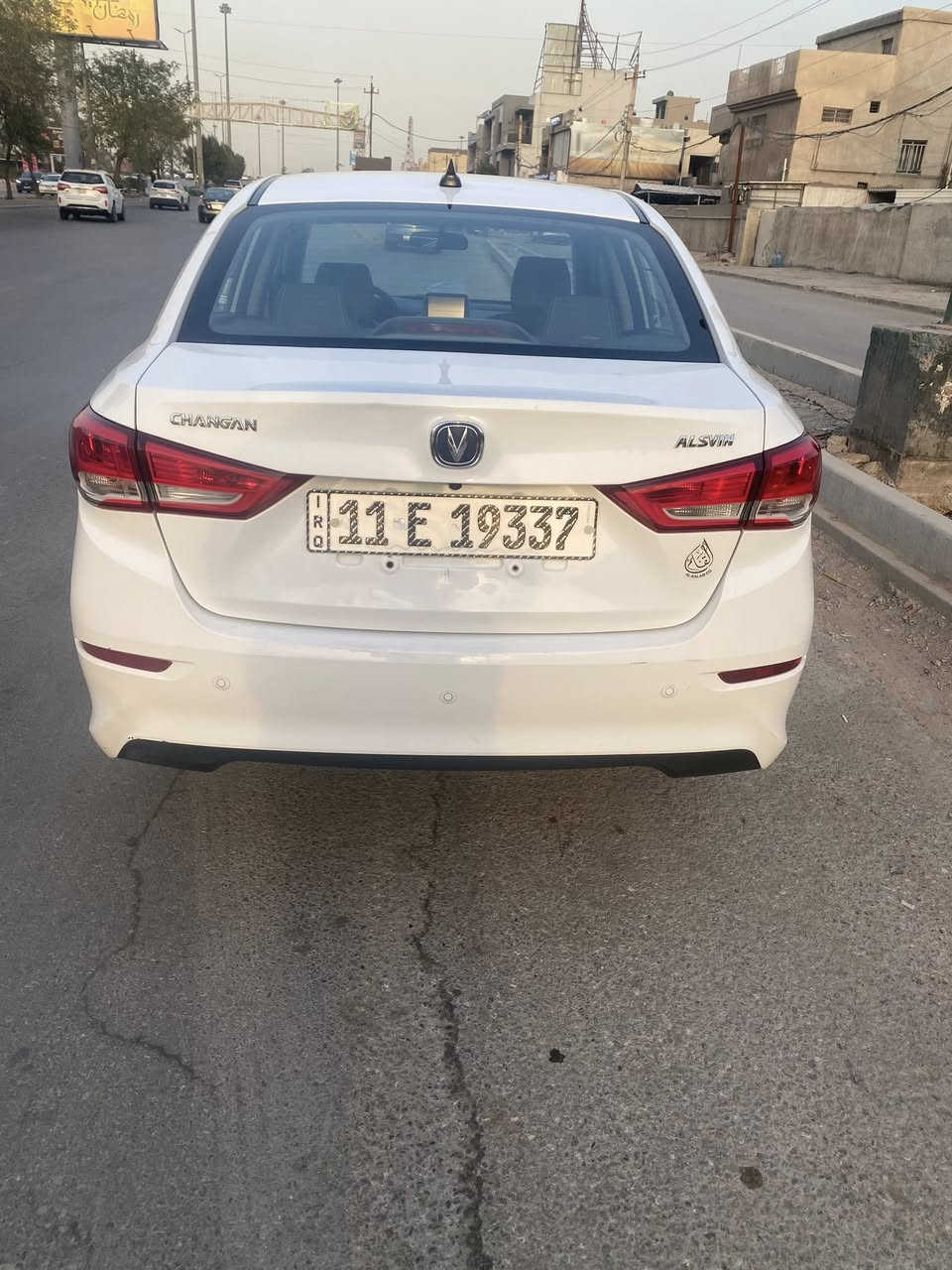 شانجان ال سفن للبيع ٢٠١٤بغداد انكليزي بسمي فول مواصفات فتحه تحكم ستيرن جهتين شاشه ويل كب أساير للمري  كشنات جلد 
محرك كير تبريد كفاله عامه بيهه جاملغ خلفي بي صبغ فقط ونص بلباب صبغ فقط ماشيه ٢٧ الف سياره مال بيت
السعر ٩٢ وبيهه مجال حك الجيه
الاتصال ***********
