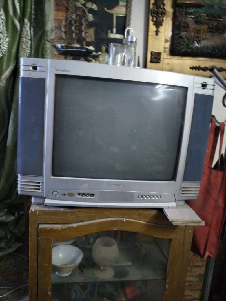 السلام عليكم للبيع تلفزيون شغال نقص ريمونت السعر 40


**إذا كنت صاحب هذا الإعلان وتريد حذفه لأي سبب، رجاءا أرسل رسالة إلى الدعم الفني**