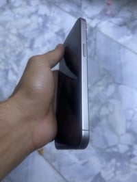 ايفون 15 برو ماكس للبيع كلش نضيف مكفول حتى من الشخط بطاريه 88 ذاكره 25...