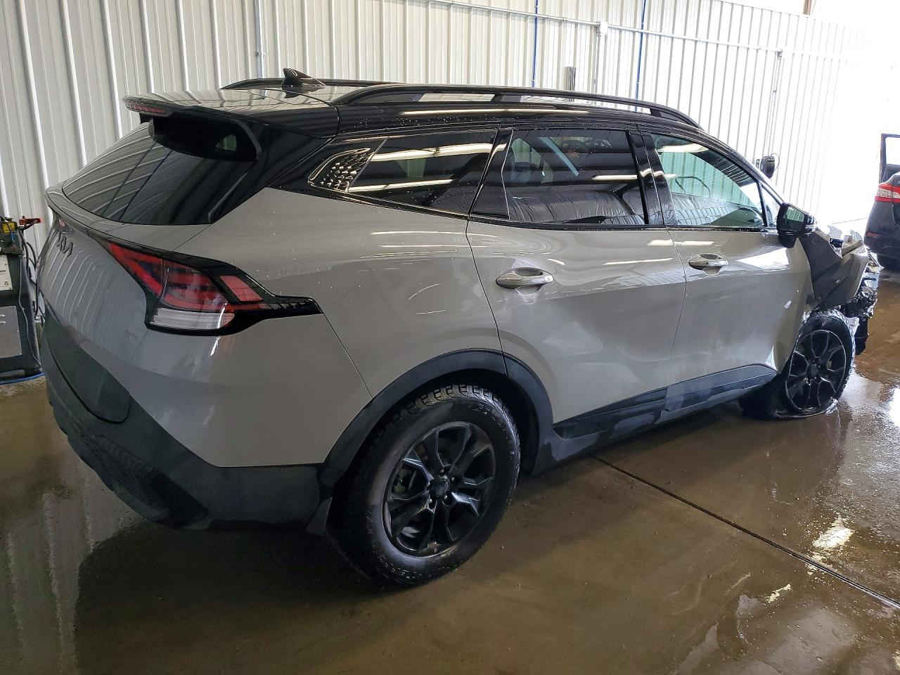 #أعـــلان_مــــــــــزاد #مكتب_بوابة_دبي
سعر نقل مخفض الى جميع الموانئ
ـ نوع السيارة : 2025 KIA SPORTAGE X-PRO PRESTIGE
ـ تاريخ المزايدة : 25/3/2026 الساعة 5:00 مساء 
ـ السعر : حسب تاريخ المزايدة المذكور أعلاه: 425$ دولار
ـ الضرر والمواصفات : حسب الصور المرفقة
-جميع السيارات الهايبرد الكهرباء معفي
من الكمرك الضريبة والرقم مجاناً
ملاحـــظــة .. السيارات المعروضة داخل الصفحة هي مجرد نماذج بسيطة للمزاد
وللمزيد من المعلومات الحضور الساعة الرابعة عصرا الى مقر الشركة الكائن في:
شارع الحزام الاخضر المدينة المايئة- مقابيل حي العدالة #النجف_الاشرف
المكتب ***********
زيد الطفيلي***********
عبد الله الزاملي***********
للانضمام لكروب الواتساب اضغط ع رابط
https://chat.whatsapp.com/HEg5DTFOYCnFPwSoSvOuuq
