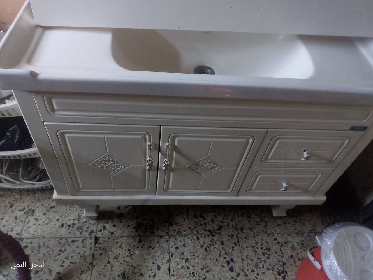 سلام عليكم متاح مغسله نوع بلاستك السعر 125الف ***********
