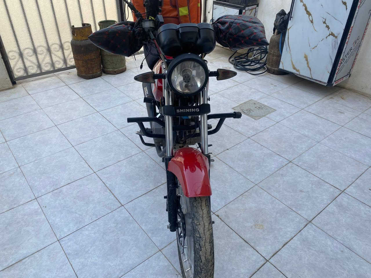 شاينك ٢٠٢٥ دراجه نضيفة شوفه العين اوراق معرض فقط 
مكينه مكفوله شراي اتصل ***********
