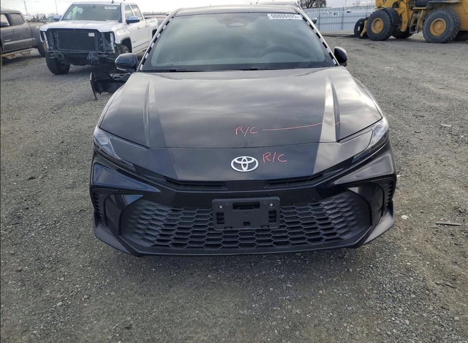 ♦️شركة النخبة - ELITE للمزادات وتجارة السيارات♦️

🔸السلام عليكم ..

♦️نوع السيارة …
♦️TOYOTA - CAMRY - SE - 2025♦️

♦️تاريخ المزايدة غداً الخميس بعد السادسة مسائاً
2026 - 3 - 12♦️

🔸عداد المسافات - 5 الف ميل فقط .
🔸الاسطوانات - 4 سلندر .
🔸حجم المحرك - 2.5 .
🔸الوقود - هايبرد .

♦️الأضرار  :- حسب الصور المرفقة

🔸للدخول الى المزاد او شراء سيارة
🔸او اي استفسار يرجى التواصل مع …

♦️شركة الخبة - ELITE للمزادات وتجارة السيارات♦️

♦️عثمان الناصر - ‭0774 810 7610‬

📍صلاح الدين - قضاء العلم - قيصرية الخالد📍
