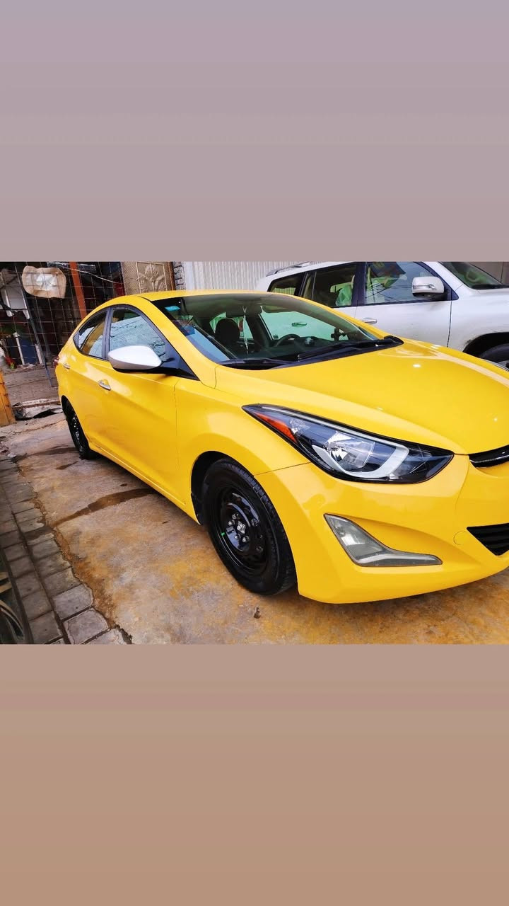 السلام عليكم انتره 2015 وارد امريكي  رقمها بغداد حادثها دعاميه خلفيه سعر 115 بيها طخه بسيطه  صندوك محرك كير صدر خير من الله  عنوان بغداد مدينة الصدر   ***********
