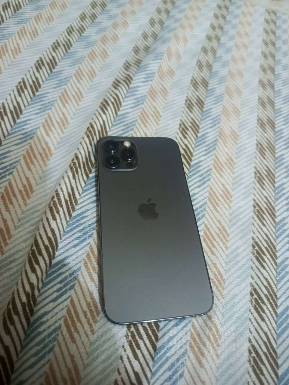 جهاز نظيف مابي كلشي ذاكره 256 بطاريه 77 بلاديه انسئ شي اسمه صرف شحن مبدل شاشه اصليه بصمه وجه كامرات كلشي شغال بي فقط سيم كارت بتحديث وكف عندي ما رحت ع احد مالي خلك سعره 225 وبي مجال قليل
او مراوس


**إذا كنت صاحب هذا الإعلان وتريد حذفه لأي سبب، رجاءا أرسل رسالة إلى الدعم الفني**